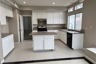 28261 Cornus Ct, Highland, CA 92346 - Photo 8