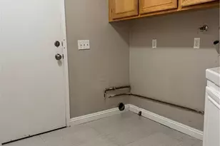 28261 Cornus Ct, Highland, CA 92346 - Photo 12