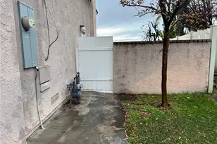 28261 Cornus Ct, Highland, CA 92346 - Photo 2