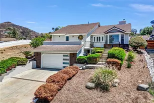 30998 Emperor, Canyon Lake, CA 92587 - Photo 2