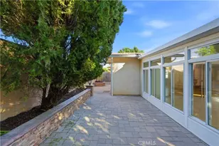 1560 N Vista Ave, Rialto, CA 92376 - Photo 32