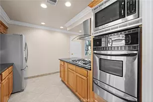 1560 N Vista Ave, Rialto, CA 92376 - Photo 12