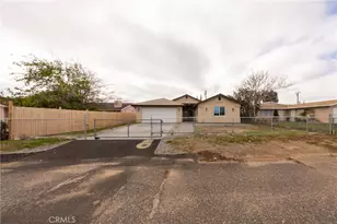 16241 Chestnut St, Hesperia, CA 92345 - Photo 2