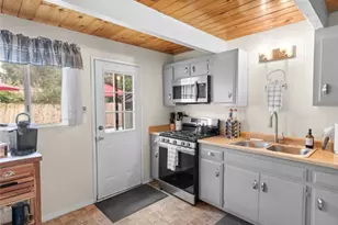 1056 Sierra, Big Bear City, CA 92314 - Photo 20
