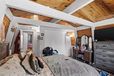 1056 Sierra, Big Bear City, CA 92314 - Photo 18