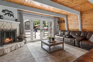1056 Sierra, Big Bear City, CA 92314 - Photo 10