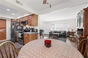 360 Meadow Ct, Brea, CA 92821 - Photo 10