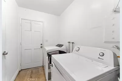 540 W 118th Street, Los Angeles, CA 90044 - Photo 44