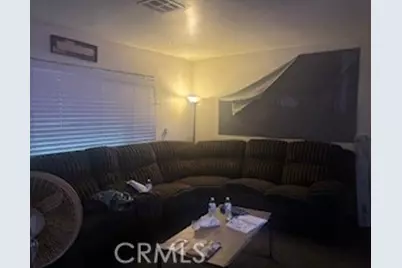 618 Bates Avenue, Bakersfield, CA 93307 - Photo 2