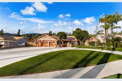 335 Paxton Court, Upland, CA 91784 - Photo 4