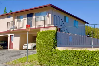 1126 W Calle De La Luna # 4, Azusa, CA 91702 - Photo 2