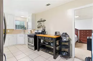 17416 Malaga St, Fontana, CA 92336 - Photo 14