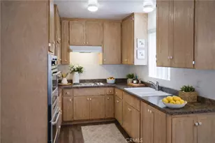 1045 S Bedford, Los Angeles, CA 90035 - Photo 2