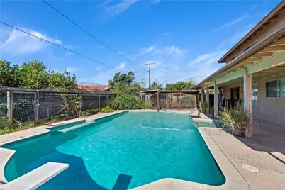 9850 Lombardy, Bloomington, CA 92316 - Photo 36