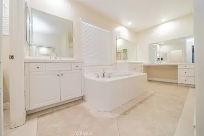 198 Caldera, Perris, CA 92570 - Photo 32