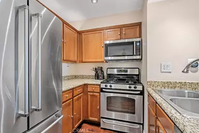 355 N Maple Street #245, Burbank, CA 91505 - Photo 8