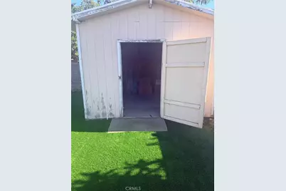 909 S Vine Avenue, Bloomington, CA 92316 - Photo 6
