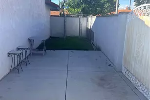 909 S Vine Ave, Bloomington, CA 92316 - Photo 4