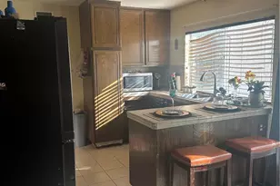 943 W Valencia St, Rialto, CA 92376 - Photo 4