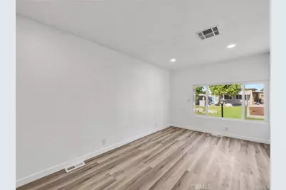 2755 Arrow #25, La Verne, CA 91750 - Photo 12