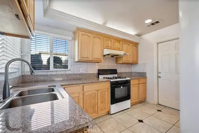 930 S Charlotte, San Gabriel, CA 91776 - Photo 8