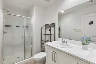 15765 Kings Peak Dr, Fontana, CA 92336 - Photo 16