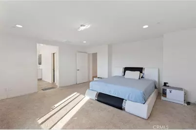 15765 Kings Peak Dr, Fontana, CA 92336 - Photo 20