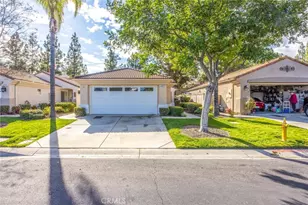 40717 Corte Albara, Murrieta, CA 92562 - Photo 2