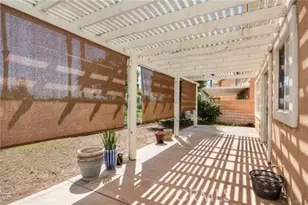 16681 Escalon Dr, Fontana, CA 92336 - Photo 22