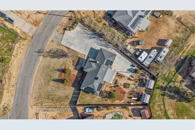 11639 Pagosi Road, Apple Valley, CA 92308 - Photo 34