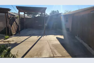 736 S Fresno, Los Angeles, CA 90023 - Photo 22