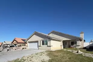 14393 Savanna St, Adelanto, CA 92301 - Photo 2