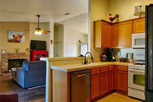 21172 Burgundy, Apple Valley, CA 92308 - Photo 10