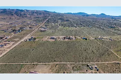 9588 Milpas, Apple Valley, CA 92308 - Photo 14