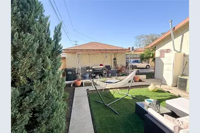 1658 W 109th Place, Los Angeles, CA 90047 - Photo 22