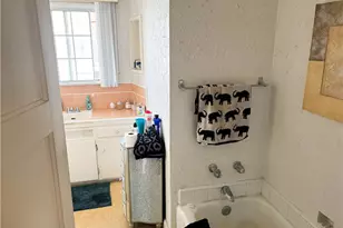 1658 W 109th Pl, Los Angeles, CA 90047 - Photo 14