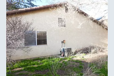 13665 Driftwood, Victorville, CA 92395 - Photo 16