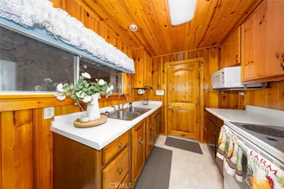 54805 S South Circle, Idyllwild, CA 92549 - Photo 14