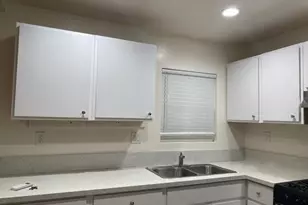 895 E 9th, Pomona, CA 91766 - Photo 4