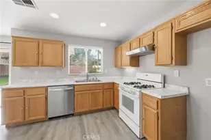 27213 Frost Ct, Menifee, CA 92584 - Photo 16