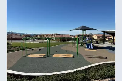 7975 Sorrento, Highland, CA 92346 - Photo 34