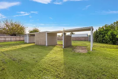 9445 51st St, Jurupa, CA 92509 - Photo 36