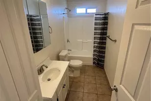 1230 E 68th St, Los Angeles, CA 90001 - Photo 4