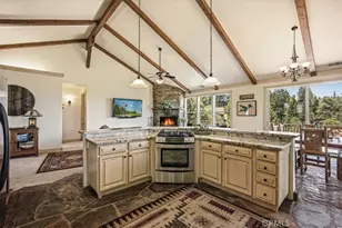27920 Matterhorn, Lake Arrowhead, CA 92352 - Photo 16