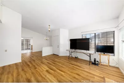 16880 Glennaire Avenue, Victorville, CA 92395 - Photo 6