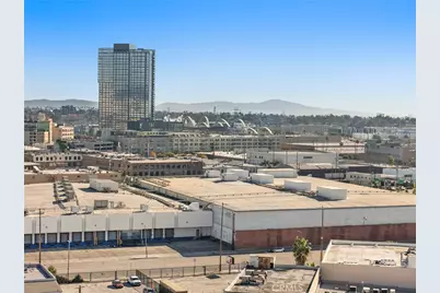 410 Towne, Los Angeles, CA 90013 - Photo 48