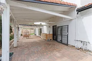 29161 Corales, Canyon Country, CA 91387 - Photo 32