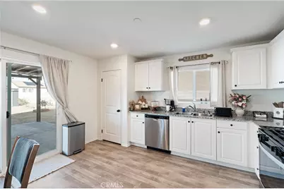 10150 Francis Court, Adelanto, CA 92301 - Photo 8