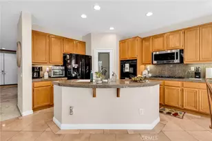 6874 Raspberry Ct, Eastvale, CA 92880 - Photo 8