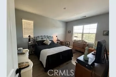 21709 Bene Drive, Saugus, CA 91350 - Photo 10